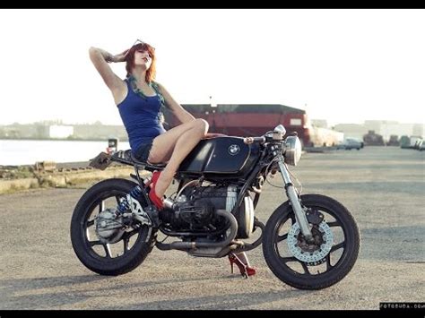 BMW R 1100 RT exhaust sound and fly by - YouTube