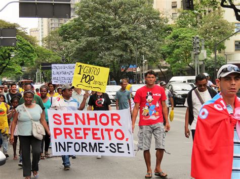 Pessoas Em Situação De Rua Exigem Respeito E Direitos Brasil De Fato