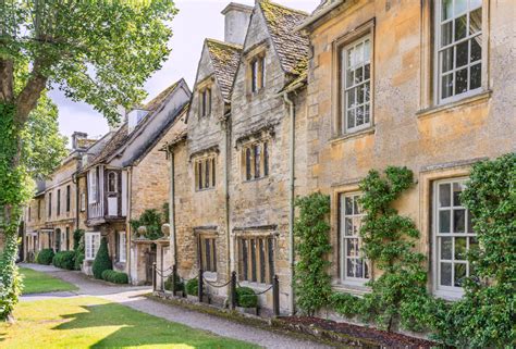 Elegant Architecture In The Cotswolds Cotswold Architecture Manor