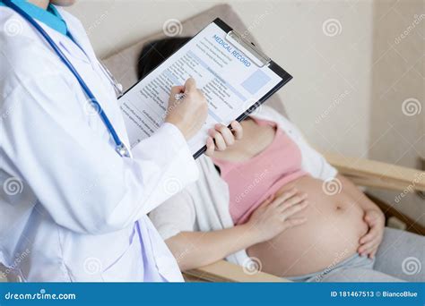 Pregnant Woman And Gynecologist Doctor At Hospital Stock Image Image Of Hospital Health