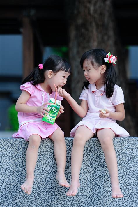 Cute Asian Sisters D7a0795 Imgsrcru