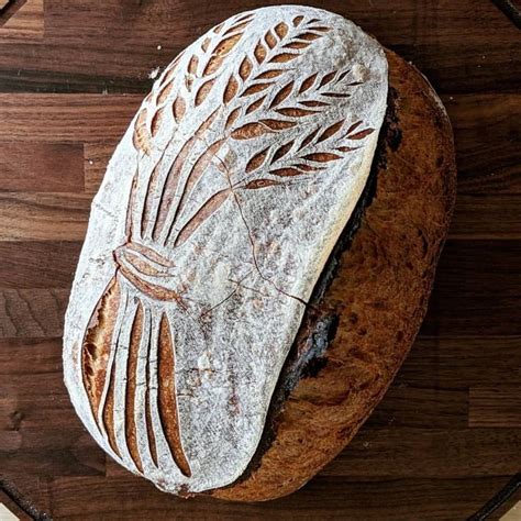 Forkish also apparently isn't a fan of scoring bread instead advocating for using the natural seam, it's a personal preference but i quite like scoring and making unique designs. Pin on Panaderia Artesanal