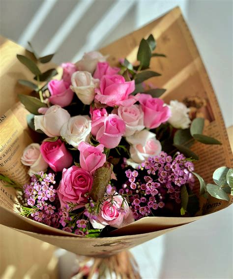 Light Roses Mix Flower Bouquet Same Day Delivery Mauritius