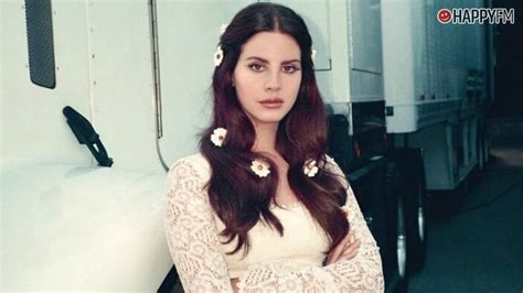 Lana Del Rey Edita ‘violet Bent Backwards Over The Grass