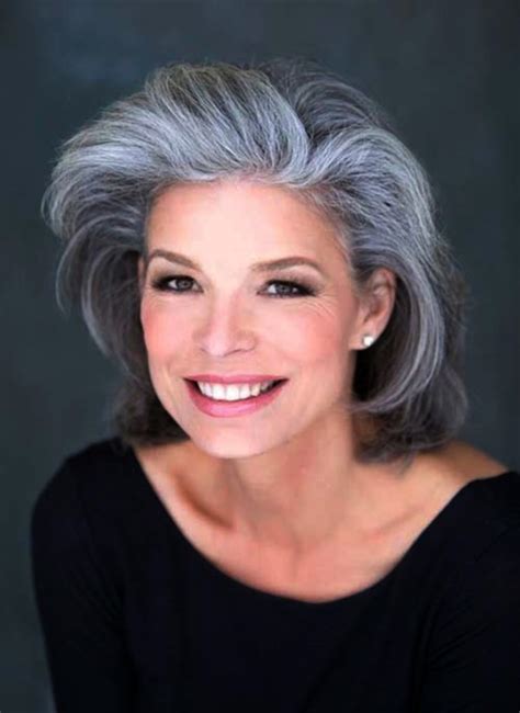 55 Anti Aging Short Hairstyles For Older Women
