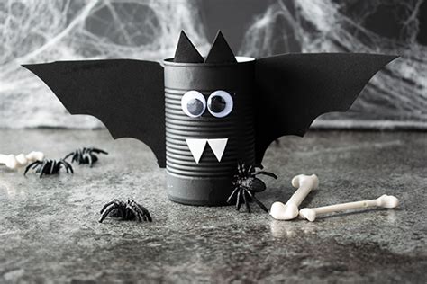 How To Crafting Idea Create Spooky Halloween Soup Cans