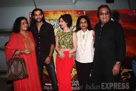 Rare Sighting Vinod Khanna Salma Agha Entertainment Gallery News