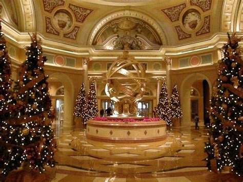 30 Amazing Inspiration Christmas Decorations Las Vegas