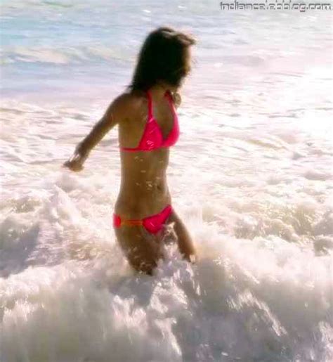 Grace Park Tv Series Hawaii Five O 3 Hot Bikini Hd Screencaps