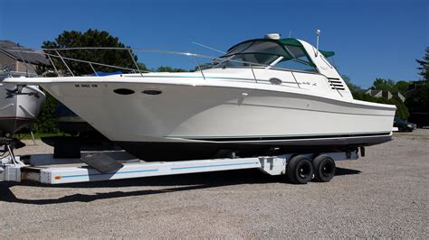 1999 Sea Ray 330 Express Express Cruiser For Sale Yachtworld