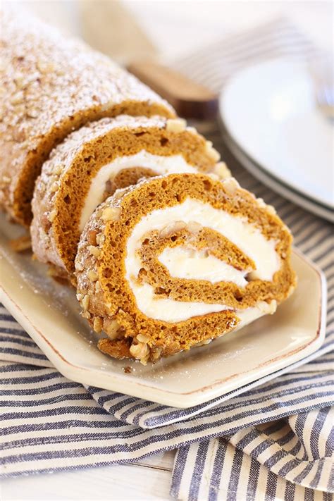 It tastes absolutely delicious and looks so pretty. Pumpkin Roll | Easy Delicious Recipes