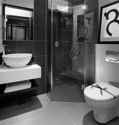 In the bathroom layouts page one of the principles of good bathroom design is that there's enough room for a person to take clothes on and off and dry themselves. En Suite Bathrooms Designs Unique Excellent Small Ensuite Bathroom Garden En-suite Floor Plans ...