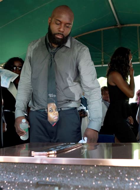 rest in peace thousands gather for michael brown s funeral photos the rickey smiley morning