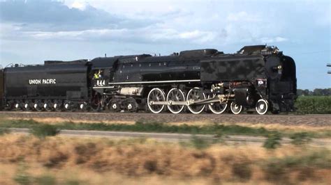Union Pacific 844 Whistles Up 4014 Big Boy News Youtube