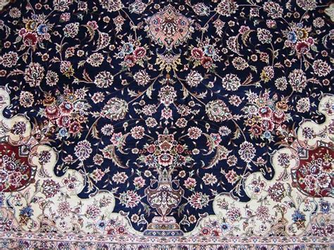 China Silk Carpet In Persian Design