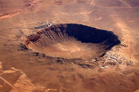 7 Massive Meteor Craters