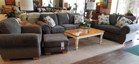 England Set at Kemper, Furniture in Hazard KY! Group #663 Tulsa Classic