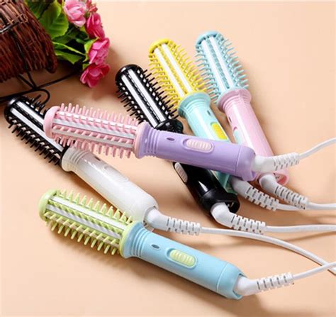 It happens to be a great hot air brush for short hair too because the heated material could get close to the roots. 2019 New Fashion Electric Hair Straightener Comb&Hair ...