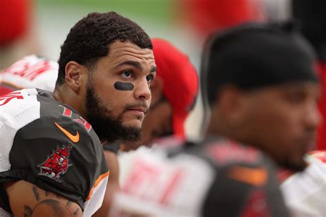 Tampa Bay Buccaneers Receiver Mike Evans Says He Sat During National