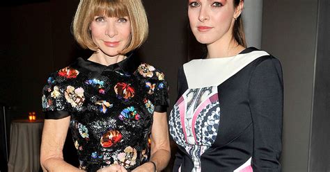 Anna Wintour Threw Out Messy Christmas Tree Early Says Daughter Us