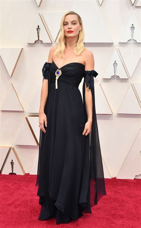 Margot Robbie From Stars Dazzle In Statement Sleeves At The 2020 Oscars