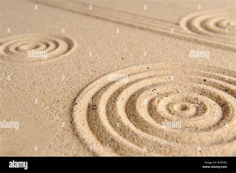 Sand Textur Muster In Den Sand Gezeichnet Stockfotografie Alamy