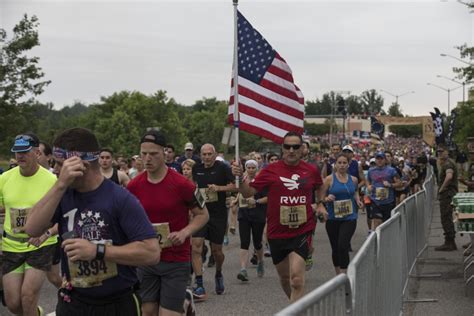Download raipur half marathon 2017 application from here. DVIDS - Images - 2017 Marine Corps Marathon Historic Half ...