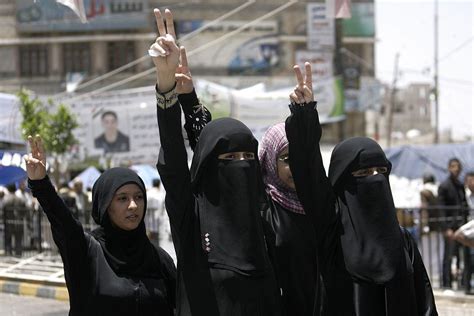 Yemeni Woman Who Campaigned For Female Literacy Shot Dead The Independent