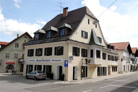 Holzkirchen ist die bevölkerungsreichste und wirtschaftlich stärkste kommune des landkreises. Datei:Holzkirchen Tölzer Straße 1 Spöck-Haus.jpg - Wikipedia