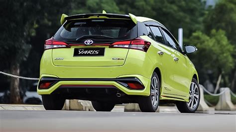 #4 out of 8 in subcompact cars. Toyota Yaris launching in Malaysia soon, would you take ...