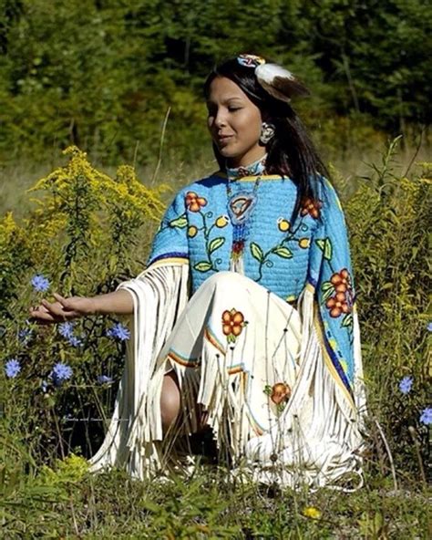 Amérindienne Native American Girls Native American Women Native American History