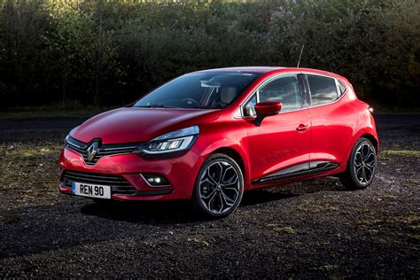 Used Renault Clio Hatchback Review Parkers
