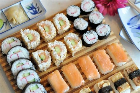 Zelf Sushi Maken Voor Een Gezellige Avond Sushi Maken Recepten