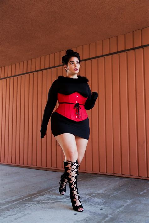 Pin By L T On Nadia Aboulhosn Red Corset Fashion Plus Size Girls