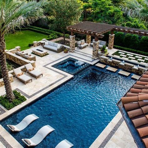 Pool Landscaping Ideas For Privacy
