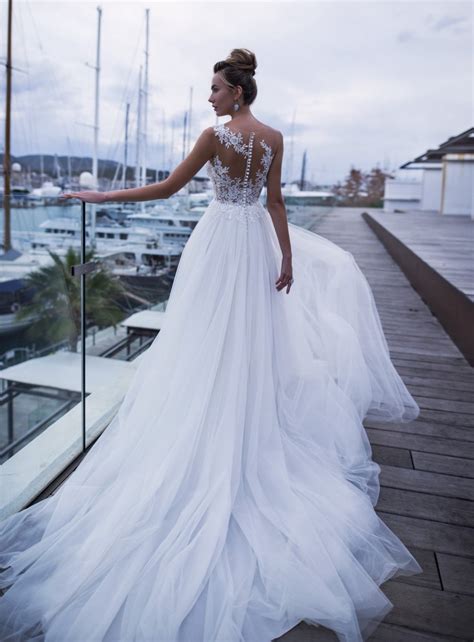 Wedding Dresses Romantic Top 10 Wedding Dresses Romantic Find The