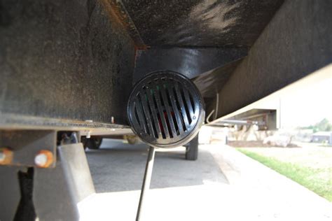 Sep 27, 2019 · the sewer tubes are incredibly convenient for storing sewer hoses, expandable hoses for the black tank flush, accouterments, and even our yucky down the toilet sprayer hose. RV Mods: Sewer Hose Storage - Ideas and Examples