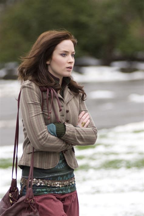 Emily Blunt As Girl Wind Chill Greatest Props In Movie History