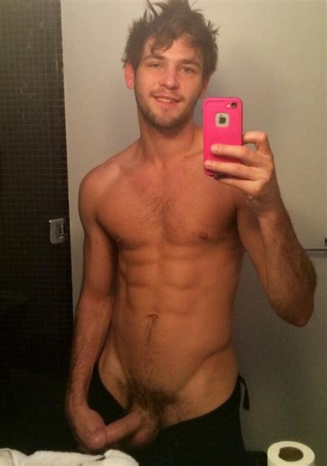 Straight Men Nude Selfies Picsninja