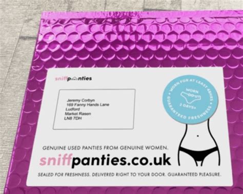 This Sniff Panties Prank Is A Brilliant Way To Embarrass Your Mates The Manc