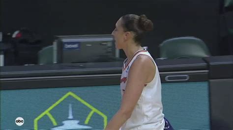 Diana Taurasi And Sue Bird Embrace After Thrilling Game