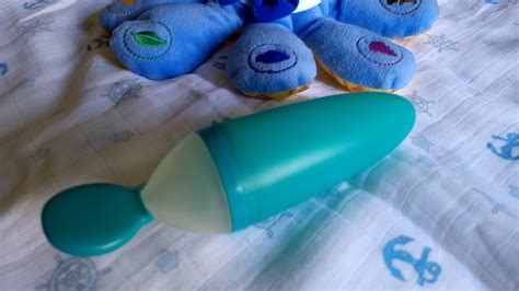 boon squirt spoon bottle a boon for new moms