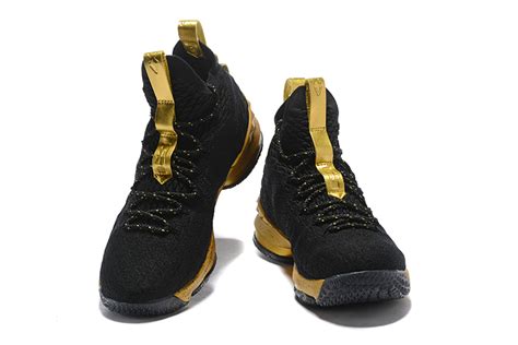 Though the nike lebron 17 is one of the king's newest releases, it's already made its presence known. Men's Nike LeBron 15 "Black Gold" Basketball Shoes For Sale - 2019 Jordan