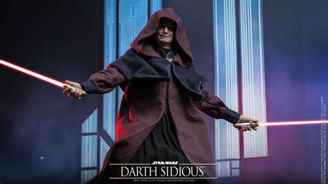 Star Wars The Clone Wars Darth Sidious Figure By Hot Toys The