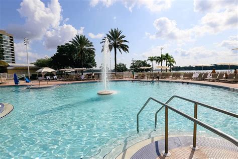 The Pools At Disney S Contemporary Resort