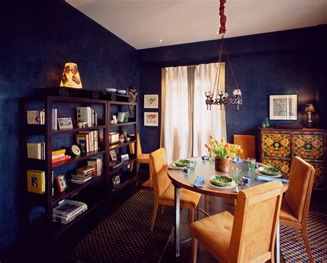 Freemans can accommodate many party sizes. Michael Freeman Photography | Dining Room