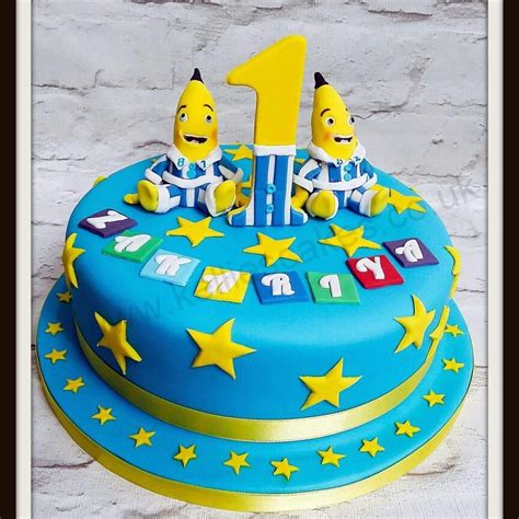 Bananas in pyjamas - everything edible and handmade on this cake | One