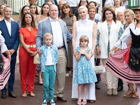 Monaco Fürst Albert Und Charlène Feiern Mit Den Zwillingen Trend Magazin