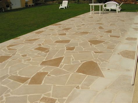 Terrasse en pierre de bourgogne. Bourgogne — AMC Natural Stones | Beige
