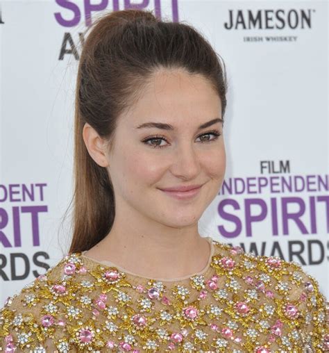 33 Of Shailene Woodleys Most Iconic Hairstyles Hairstylecamp